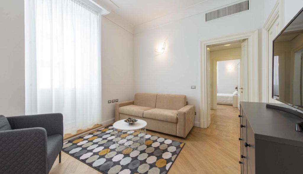 Milan Royal Suites - Centro Екстериор снимка