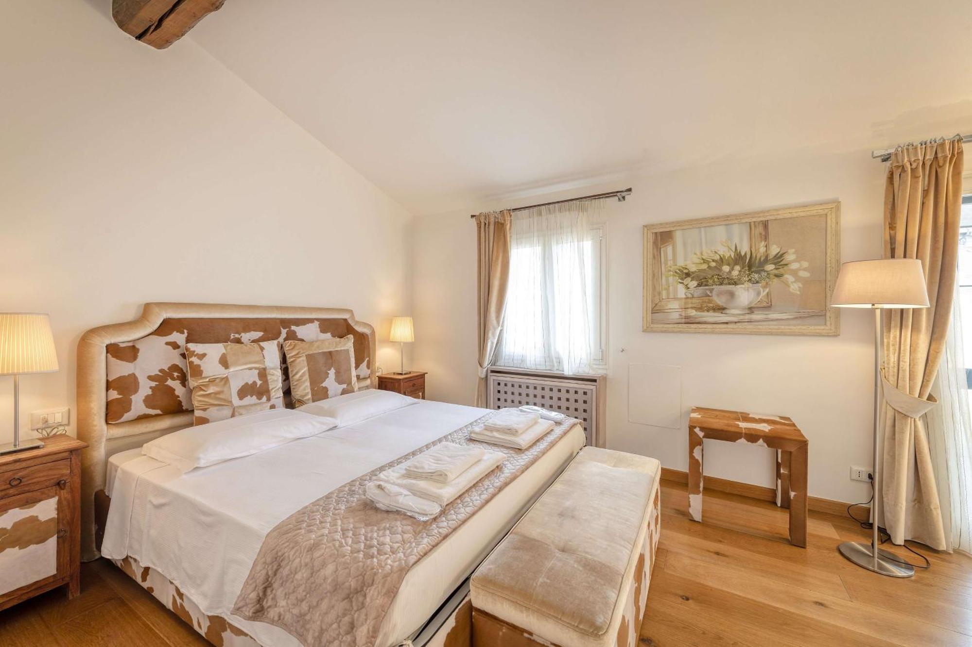 Milan Royal Suites - Centro Екстериор снимка