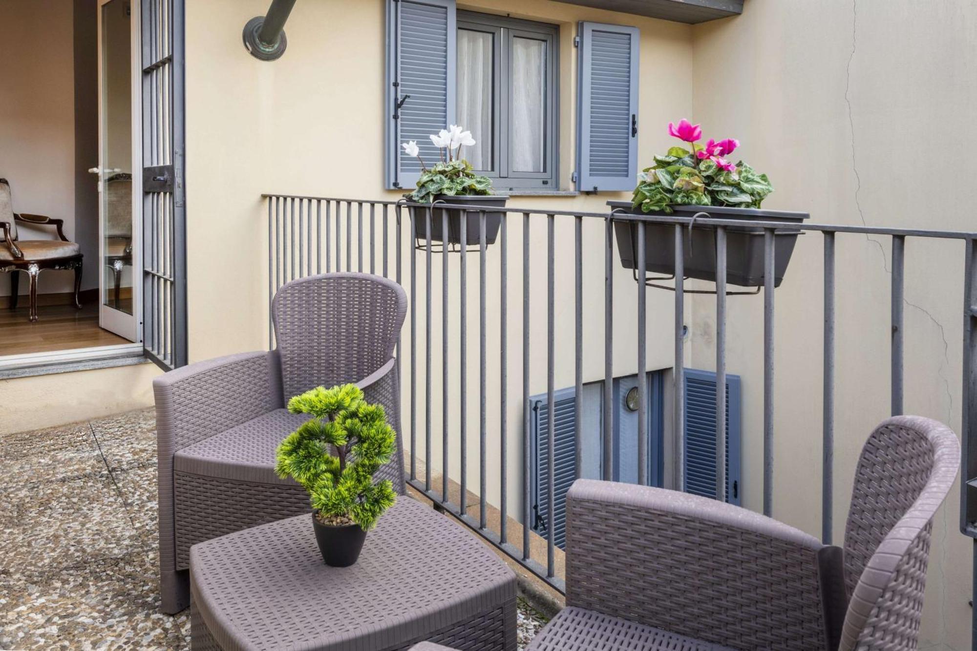 Milan Royal Suites - Centro Екстериор снимка