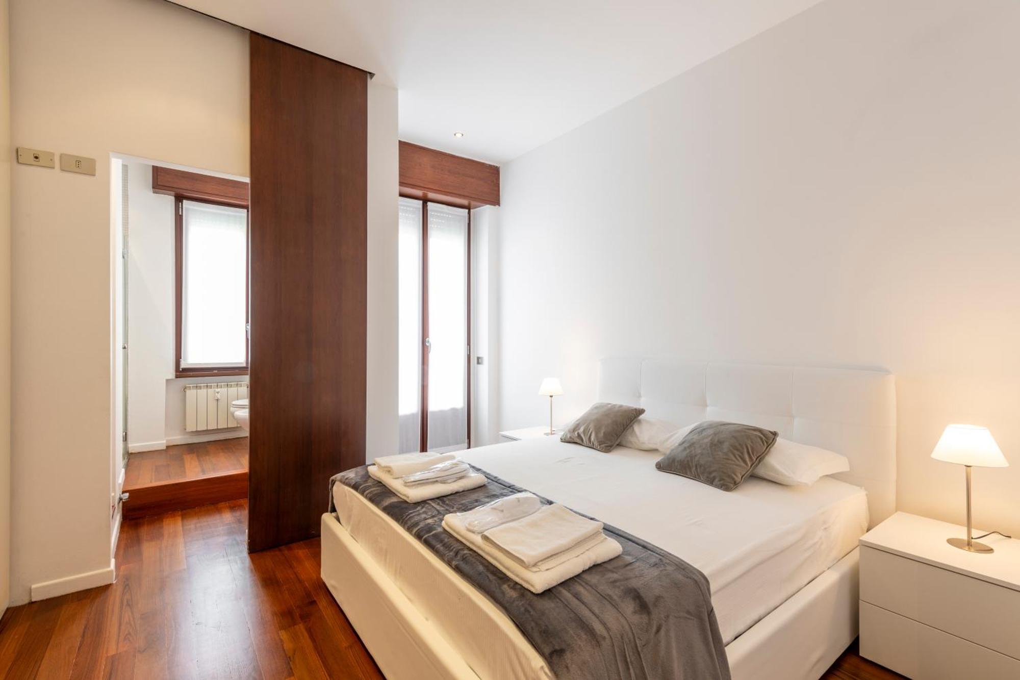 Milan Royal Suites - Centro Екстериор снимка